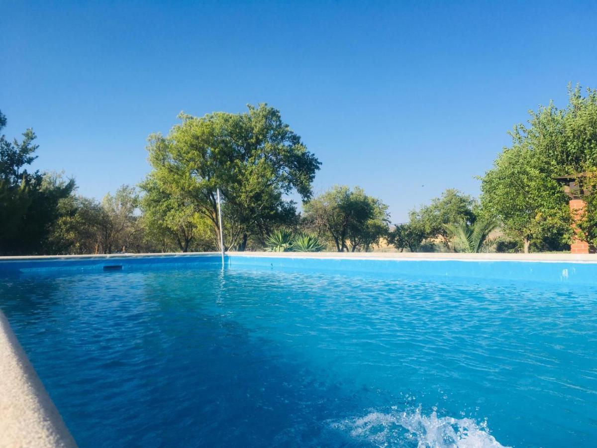 Finca El Relax Colmenar de Oreja Luaran gambar